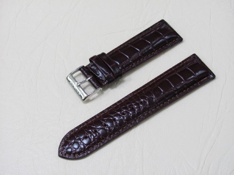 Коричневый кожаный ремешок из кожи теленка STAILER ORIGINAL 1032-2201 размер (22/20 мм), длина M (105 / 70 мм) с тиснением под кожу крокодила