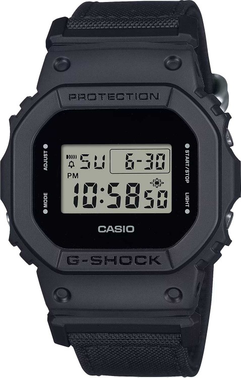 Casio DW-5600BCE-1E