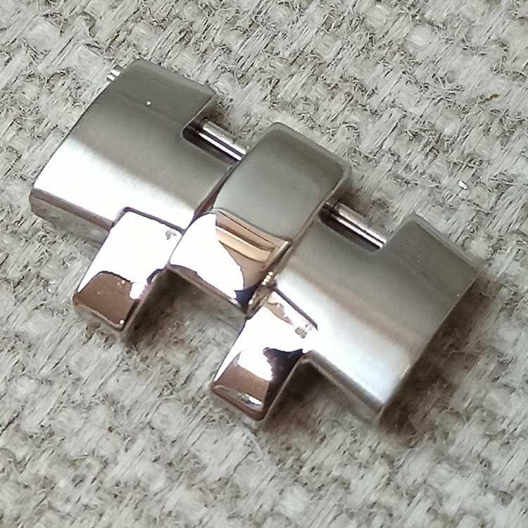 Стальное звено браслета Casio 10624713 для часов Casio EF-558D-1A