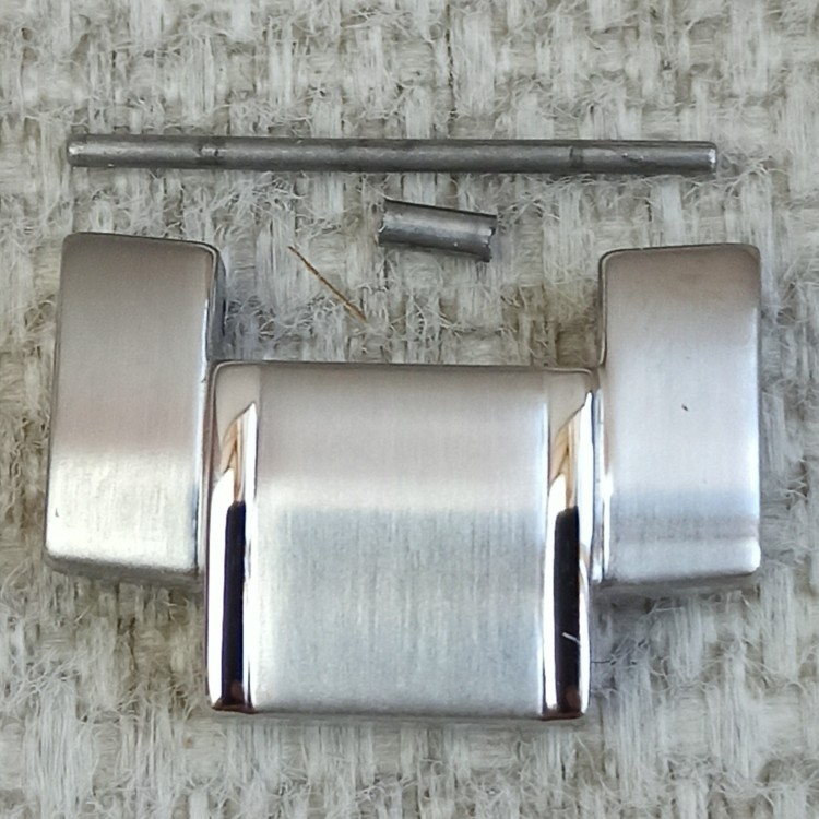 Стальное звено браслета Casio 10469716 для часов Casio LCW-M100DSE-1A, LCW-M100DSE-2A