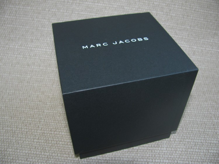 Коробка MARC JACOBS №1