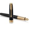 Parker 1931527 Перьевая ручка Sonnet Core F530, Lacquer Deep Black GT (Перо F) (№ 412)
